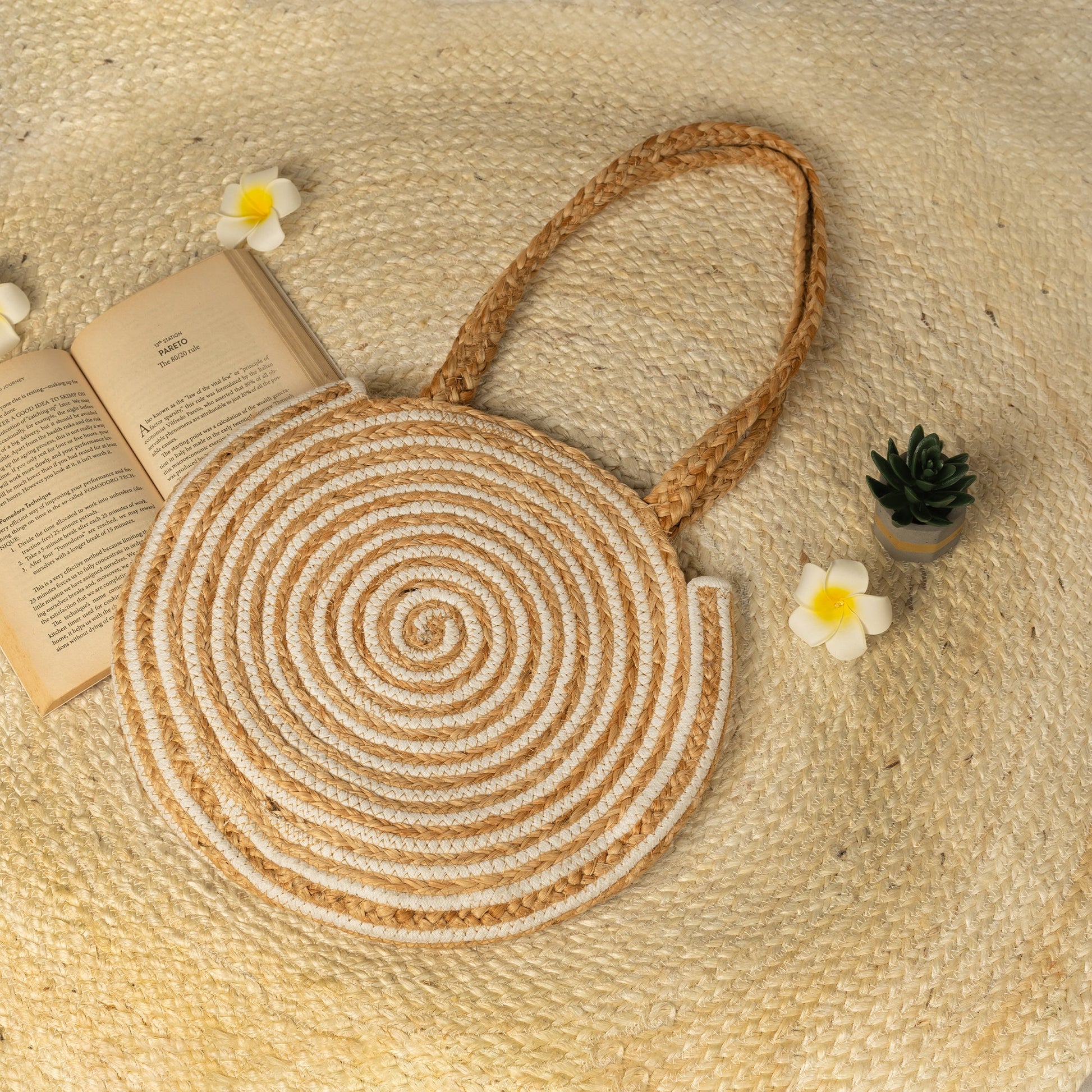 Chic Round Sling in White & Beige - My Store - 